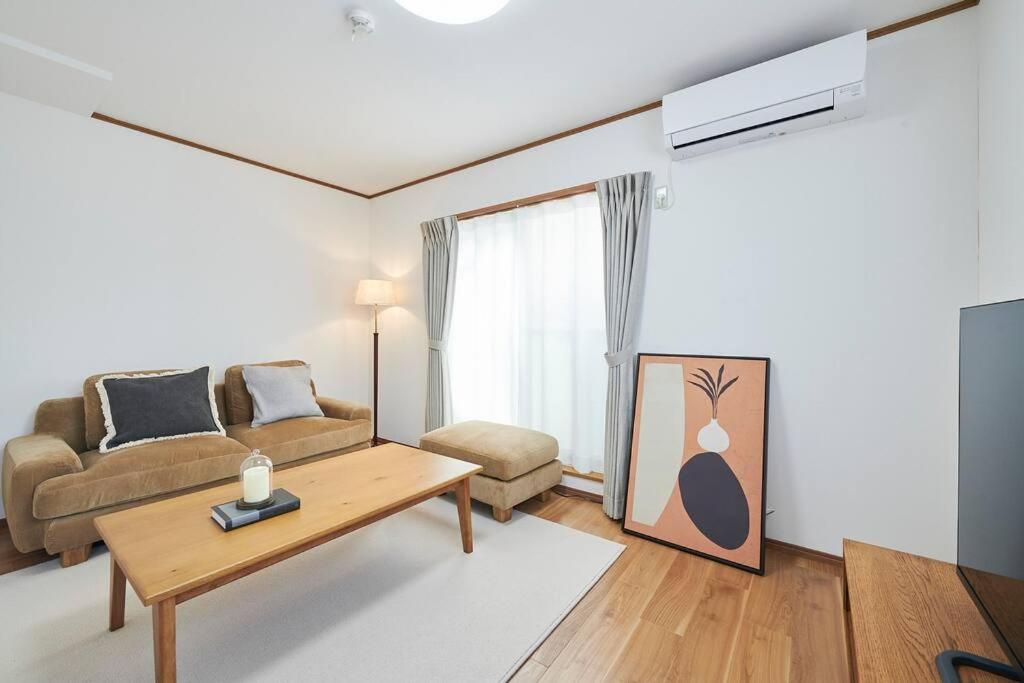 上落合ハウス Kamiochiai House Apartment Tokyo Exterior photo